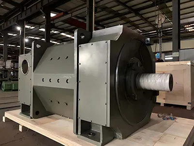 Электродвигатель постоянного тока среднего размера