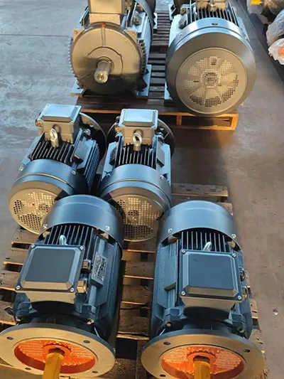 Трехфазный асинхронный электродвигатель переменного тока